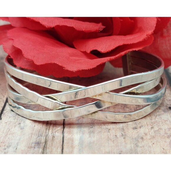 Cute Silver Tone Intertwined Cuff Bracelet Hammered Smooth - Picture 7 of 11